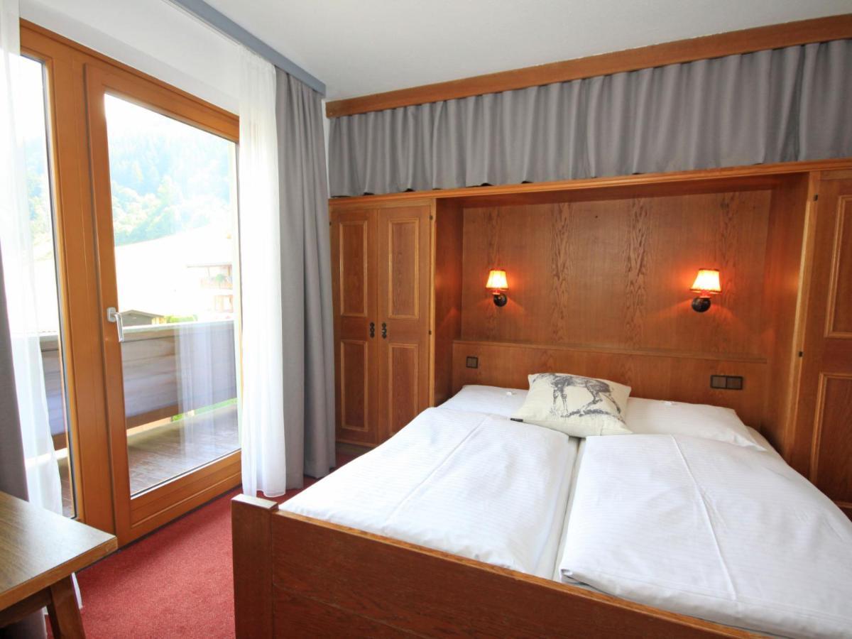 Holiday Home Chalet Alpin By Interhome Kaprun Exteriör bild