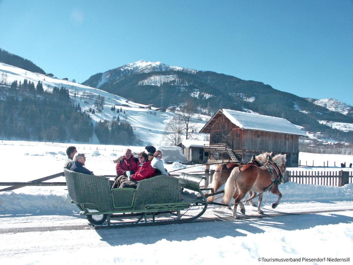 Holiday Home Chalet Alpin By Interhome Kaprun Exteriör bild